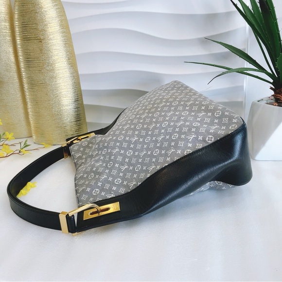 🥰Beautiful 🤩Authentic Louis Vuitton Encre Monogram Idylle Rendez-vous MM - Picture 3 of 16